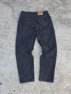 Vintage Levis 550 Relaxed Fit Tapered Leg Black Jeans Made In USA Size 38 x 32